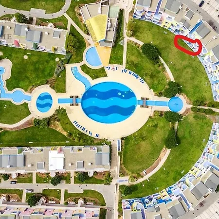 Apartment Marina De Orada - 2-bed With Huge Pool Albufeira