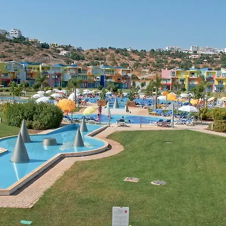 Apartment Marina De Orada - 2-bed With Huge Pool