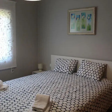 Apartment Marina De Orada - 2-bed With Huge Pool